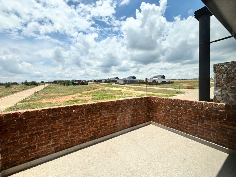 To Let 3 Bedroom Property for Rent in Helderzicht Eco Estate North West
